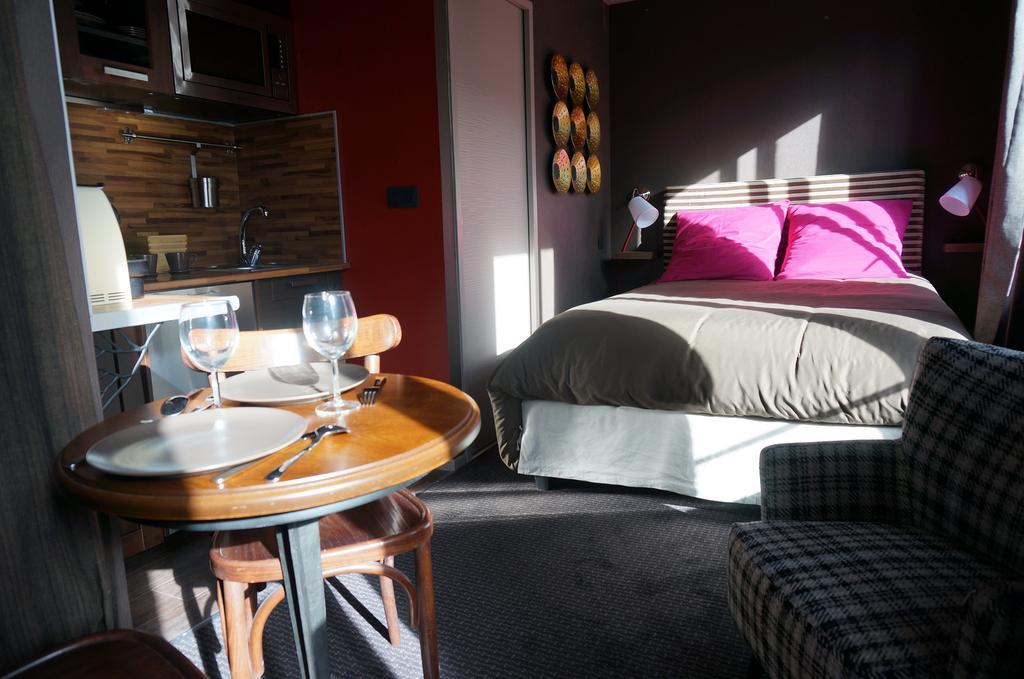 Apartmán Le 84 Sainte-Cath' Lille Pokoj fotografie